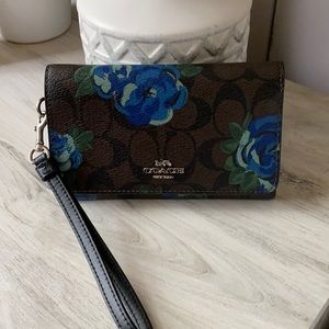 Coach Wallet w Jumbo Floral Print